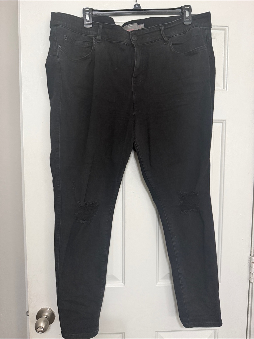 torrid Black Skinny Jeans with Subtle Knee Rips